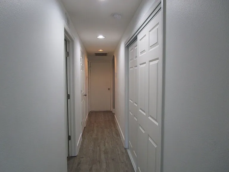 6202 Gannetdale Dr — Photo 7