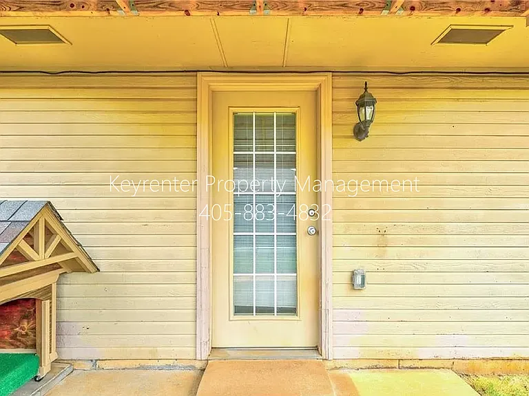 12328 SW 5th St — Photo 30