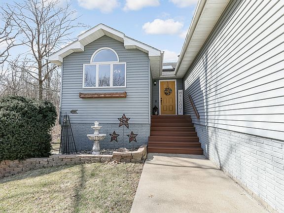 2nd image of 2502 W Larson St