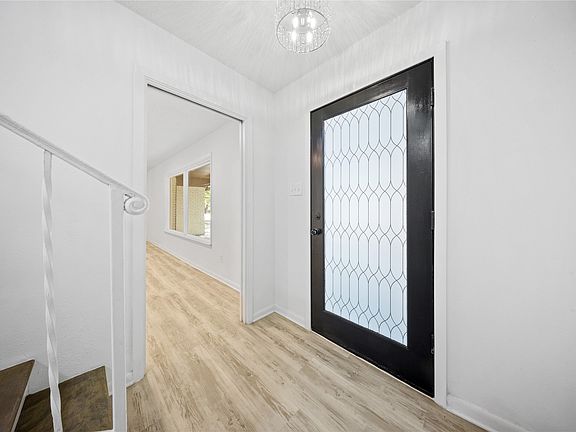 4th image of 5748 Wimbleton Way