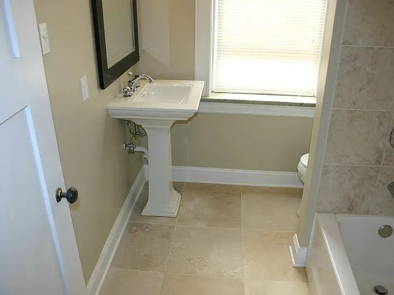 6041 Waterman Blvd — Photo 15
