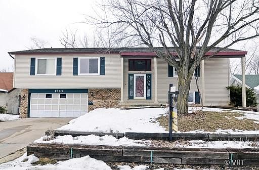 1st image of 1710 W Arlington Dr