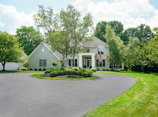 2820 Colts Neck Rd, Blacklick, OH 43004