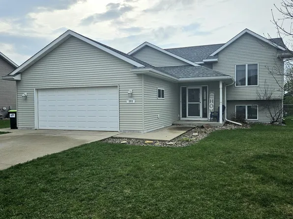 399 5th Ave SE, Dover, MN 55929