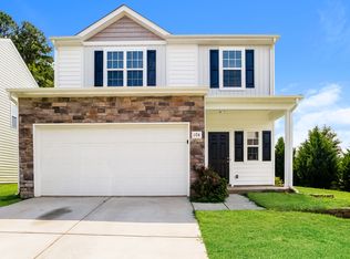 104 Autumn Bluff Cir, Mount Holly, NC 28120
