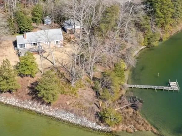 559 Lee Dale Dr, Heathsville, VA 22473