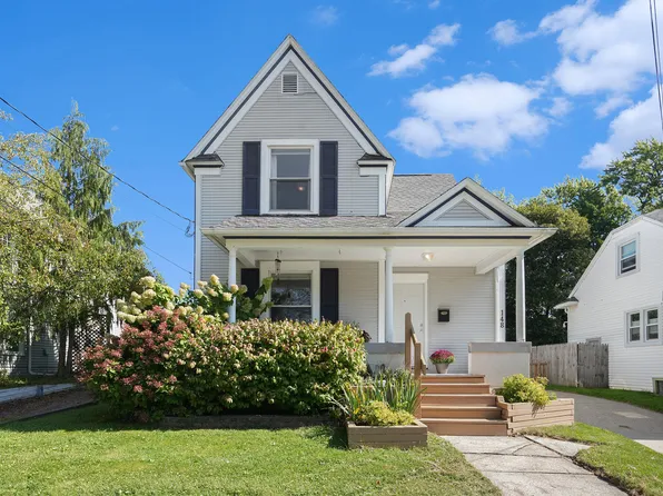 148 Lowell Ave NE, Grand Rapids, MI 49503