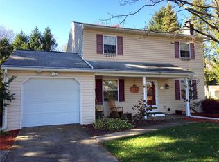 207 Butztown Rd, Bethlehem, PA 18020