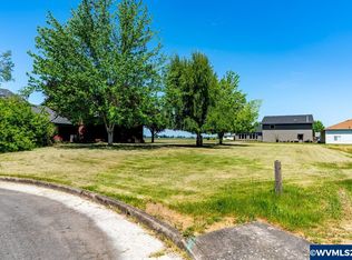 894 Cessna St, Independence, OR 97351