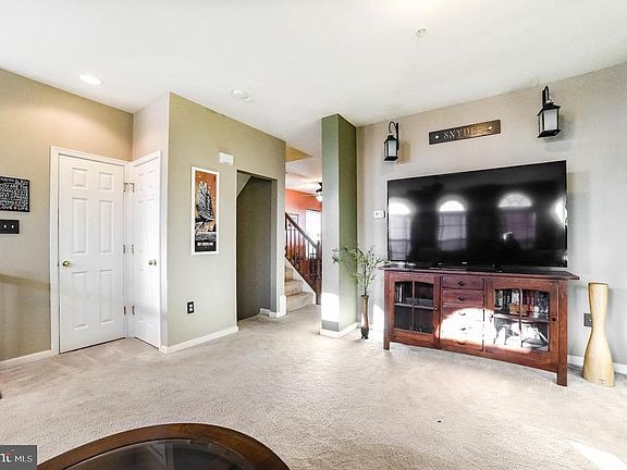 5th image of 21360 Lookout Dr
