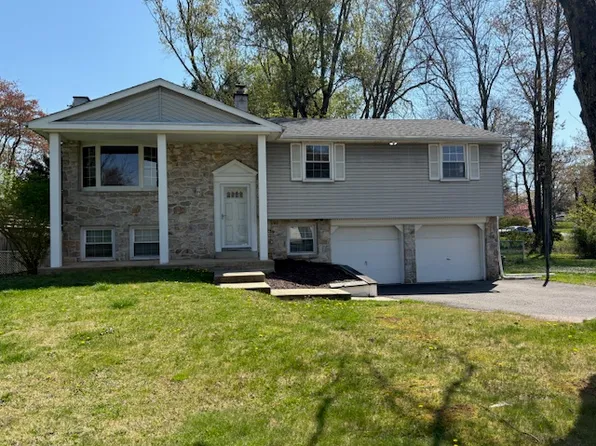 1401 Buck Rd, Feasterville Trevose, PA 19053