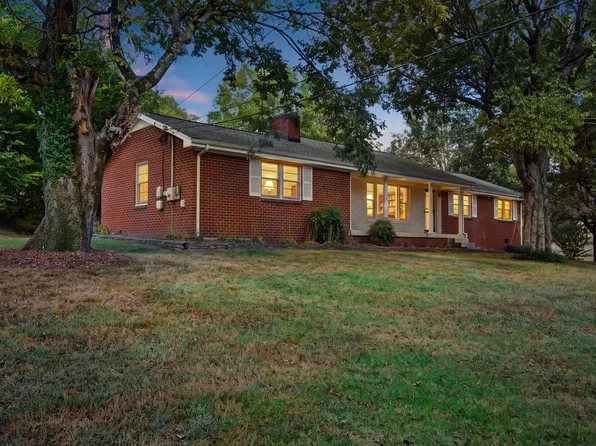 1106 Cartwright Cir N, Goodlettsville, TN 37072