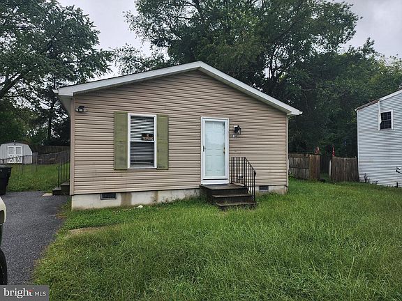 2nd image of 114 Spruance Rd