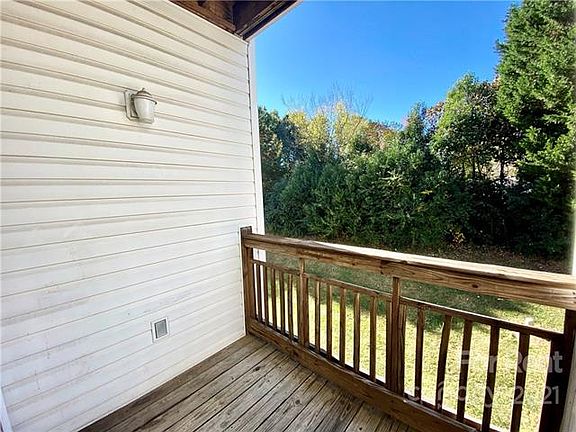5th image of 6742 Mallard Park Dr