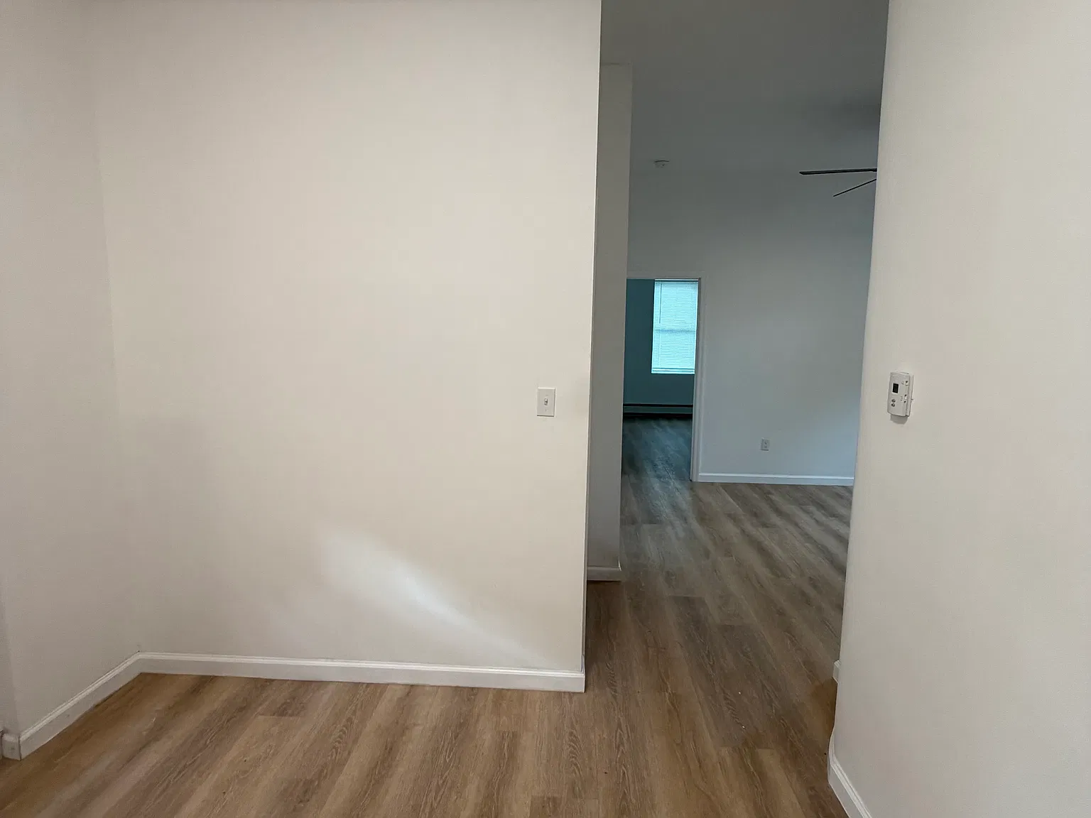 2 bed, 800 sqft, $2,400 — Photo 2