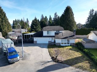 9564 204a St, Langley, BC