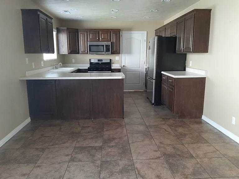 8178 N Diamond Valley Dr — Photo 13