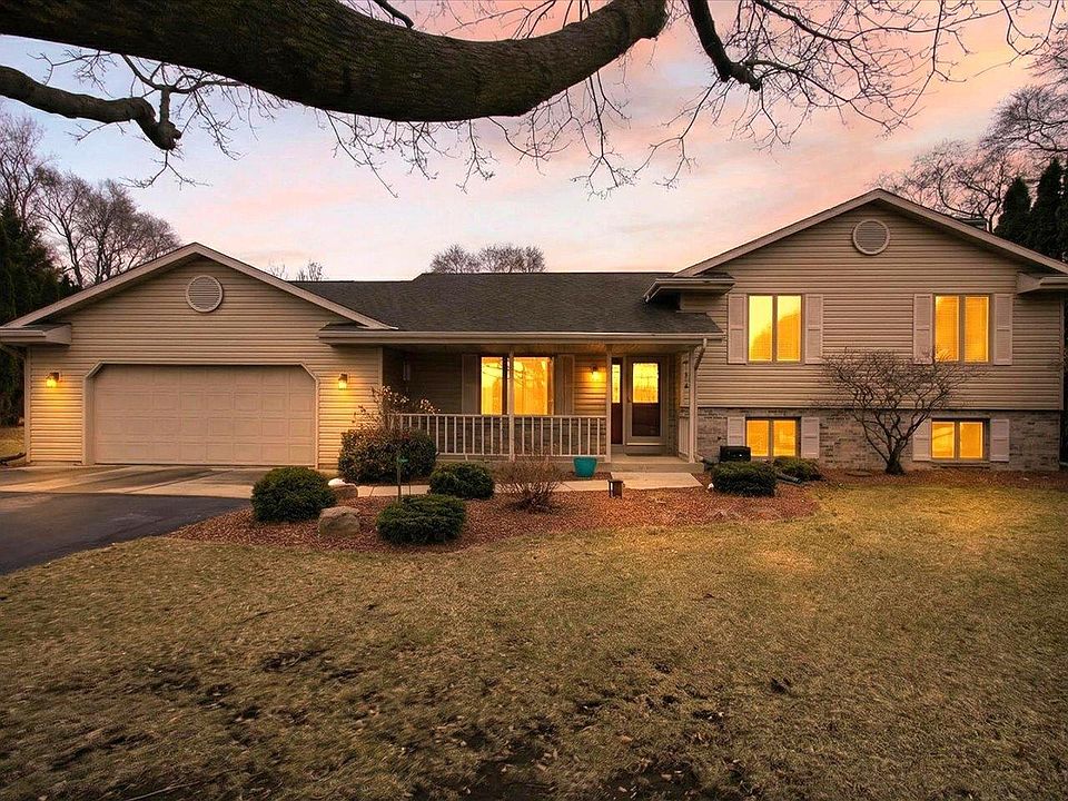 1st image of 2338 East Pine Tree Court