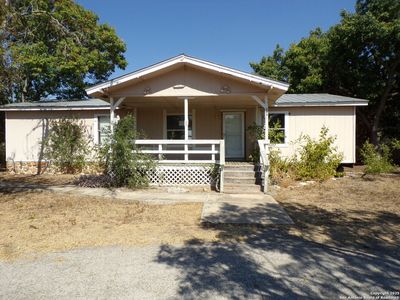 368 County Road 458, Hondo, TX, 78861