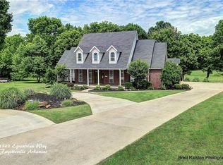 1343 Equestrian Way, Fayetteville, AR 72703