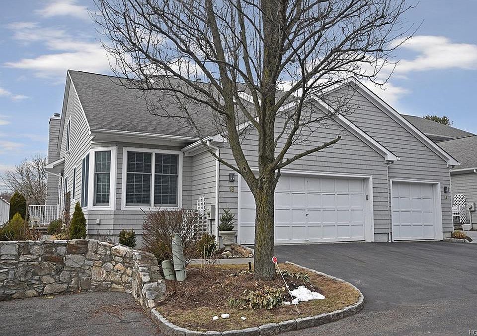 1st image of 16 Country Club Ln