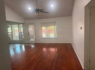 1112 Park Center Ct, Saginaw, TX 76179