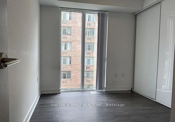 3rd image of 50 McCaul St #412