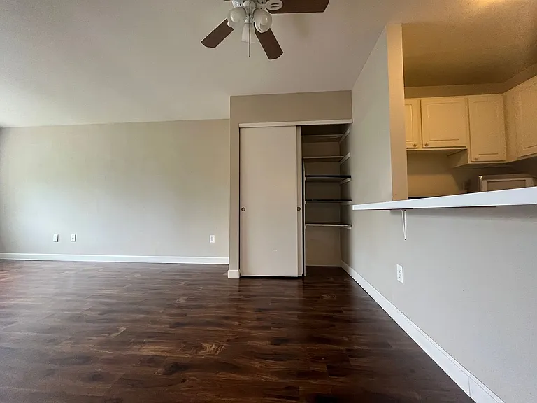 Ariel Place — Photo 15