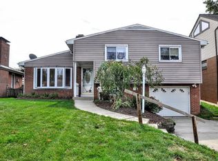 2027 Rockfield Rd, Pittsburgh, PA 15243