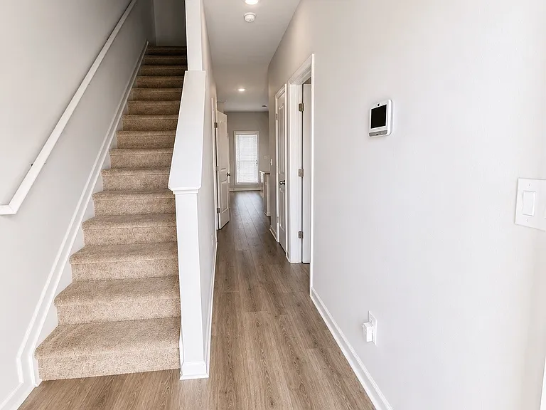 178 Cecil Rd — Photo 8