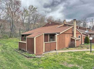 851 Brian Dr, Enola, PA 17025