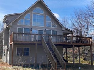 264 Elk Dr, Blakeslee, PA 18610