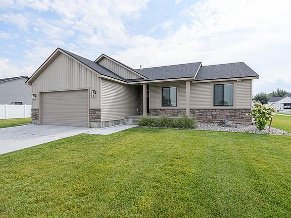 4th image of 3187 Riata Ln