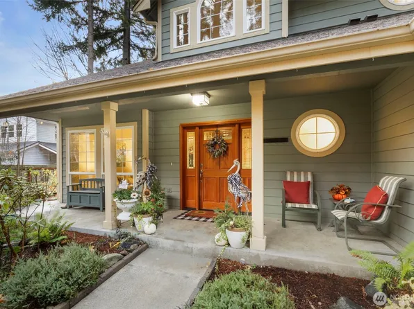 10563 NE Misty Glen Way, Kingston, WA 98346