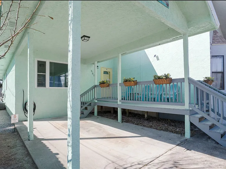5613 Hilltop Ave — Photo 2
