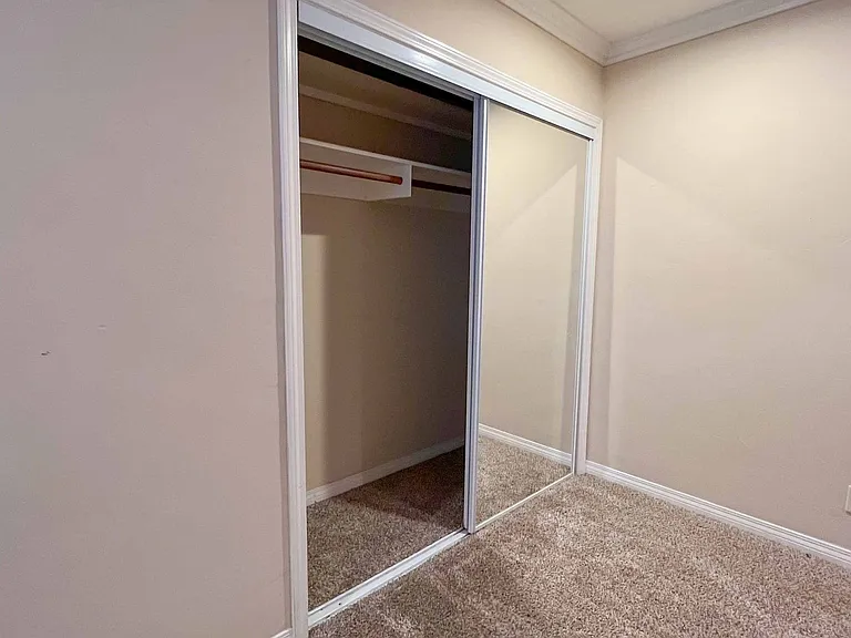 5635 Urban Dr — Photo 26