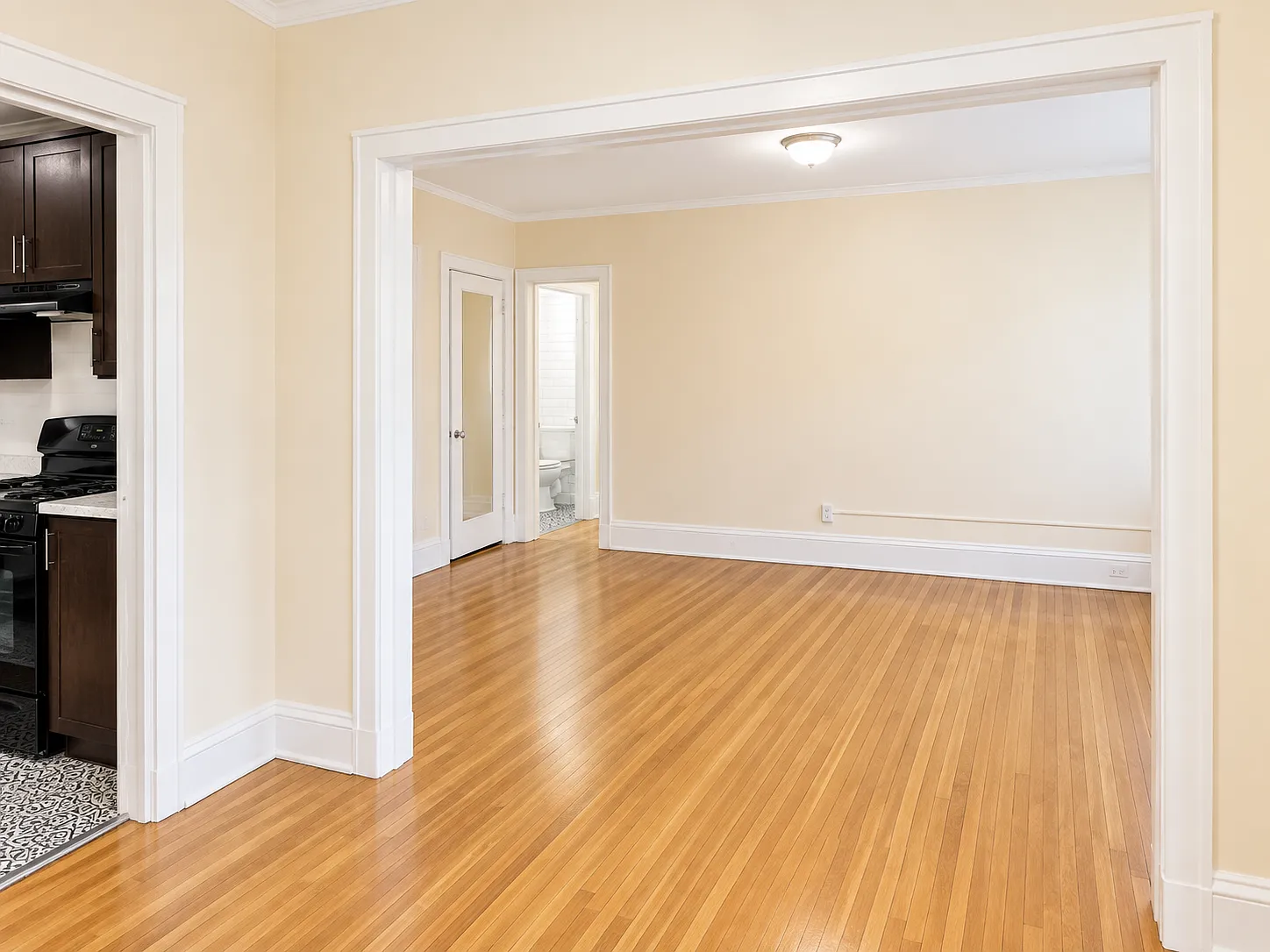 171 W Summit Ave — Photo 4