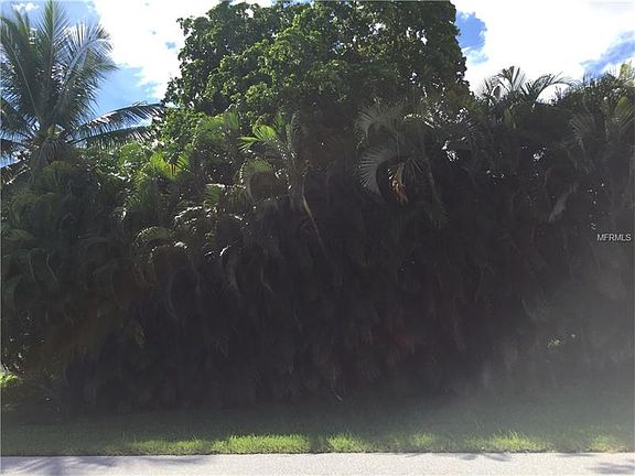 4th image of 4341 SW 16th Pl