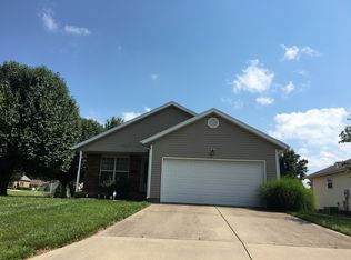 401 Valley View Dr, Frontenac, KS 66763