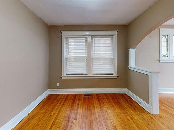 5th image of 4614 Shenandoah Ave