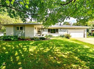 441 Beaumont Dr, Akron, OH 44333