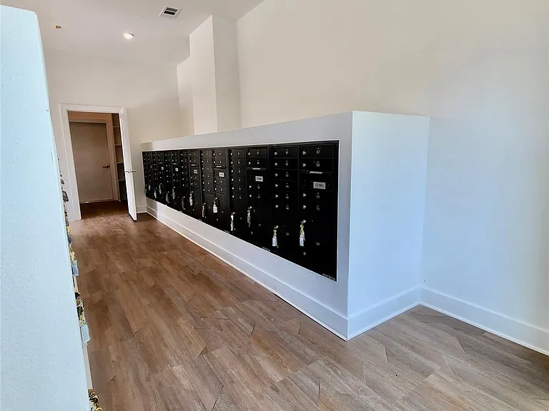 4802 S Congress Ave #208 — Photo 26