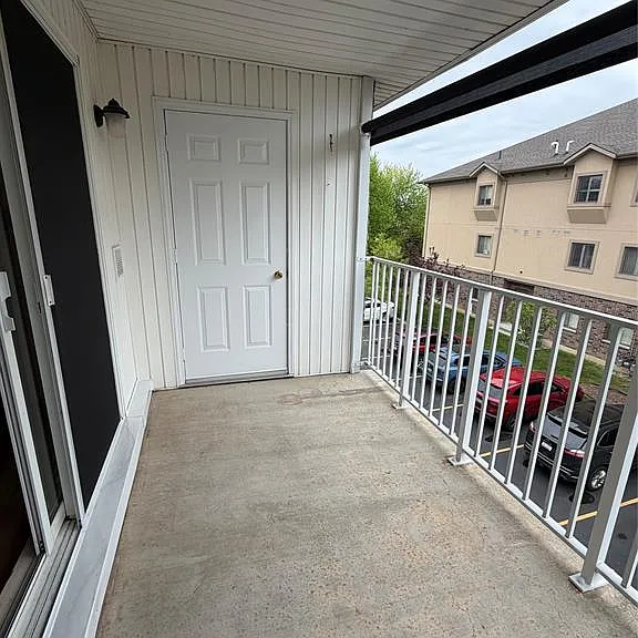 1995 Normandy St #301 — Photo 18