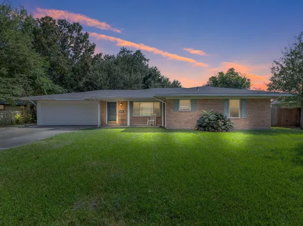 625 Contour Dr, Lake Charles, LA 70605