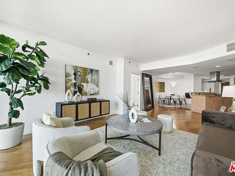 13650 Marina Pointe Dr #1603 — Photo 7