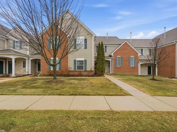 1985 Monarch Dr, Shelby Township, MI 48316