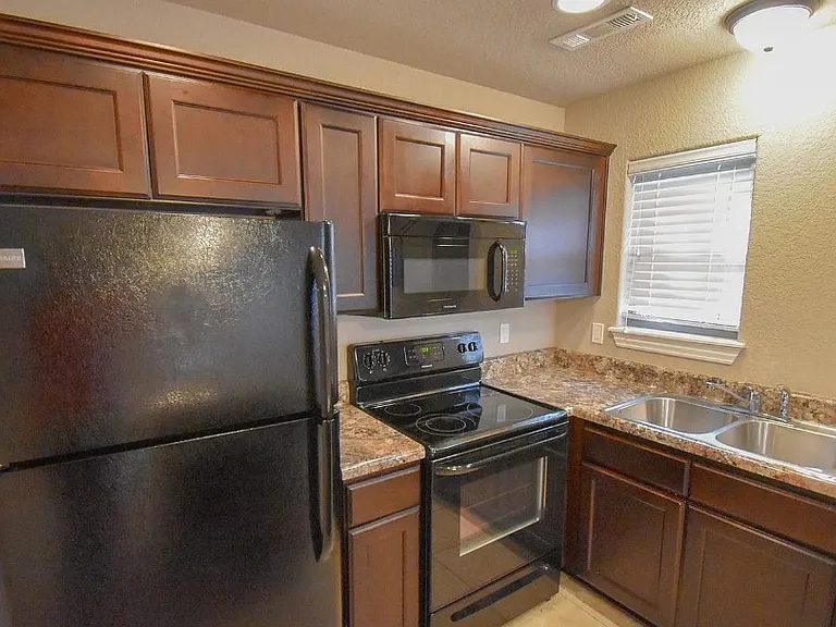 Buffalo Ridge, LLC — Photo 2