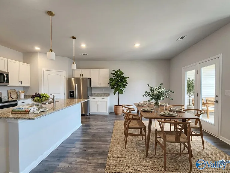 101 Canonbury Dr — Photo 5