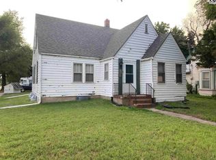 100 N 4th St, Canton, KS 67428
