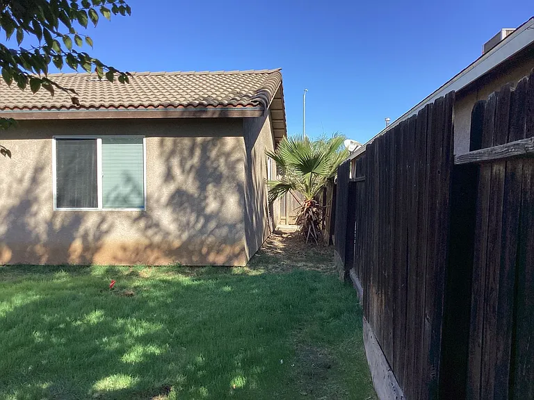 1450 La Jolla Way — Photo 42